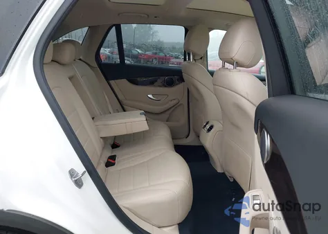 2017 Mercedes-Benz Glc 300 4Matic из США, поврежденный, VIN WDC0G4KB8HF218952